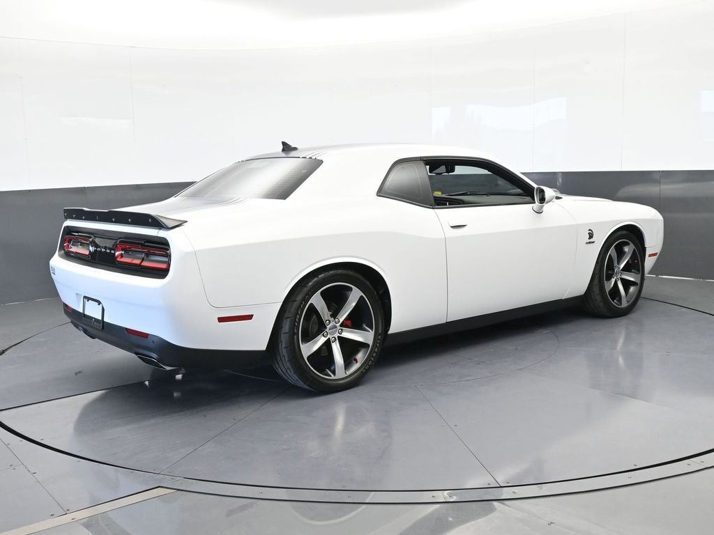 Used 2015 Dodge Challenger R/T Plus image 6