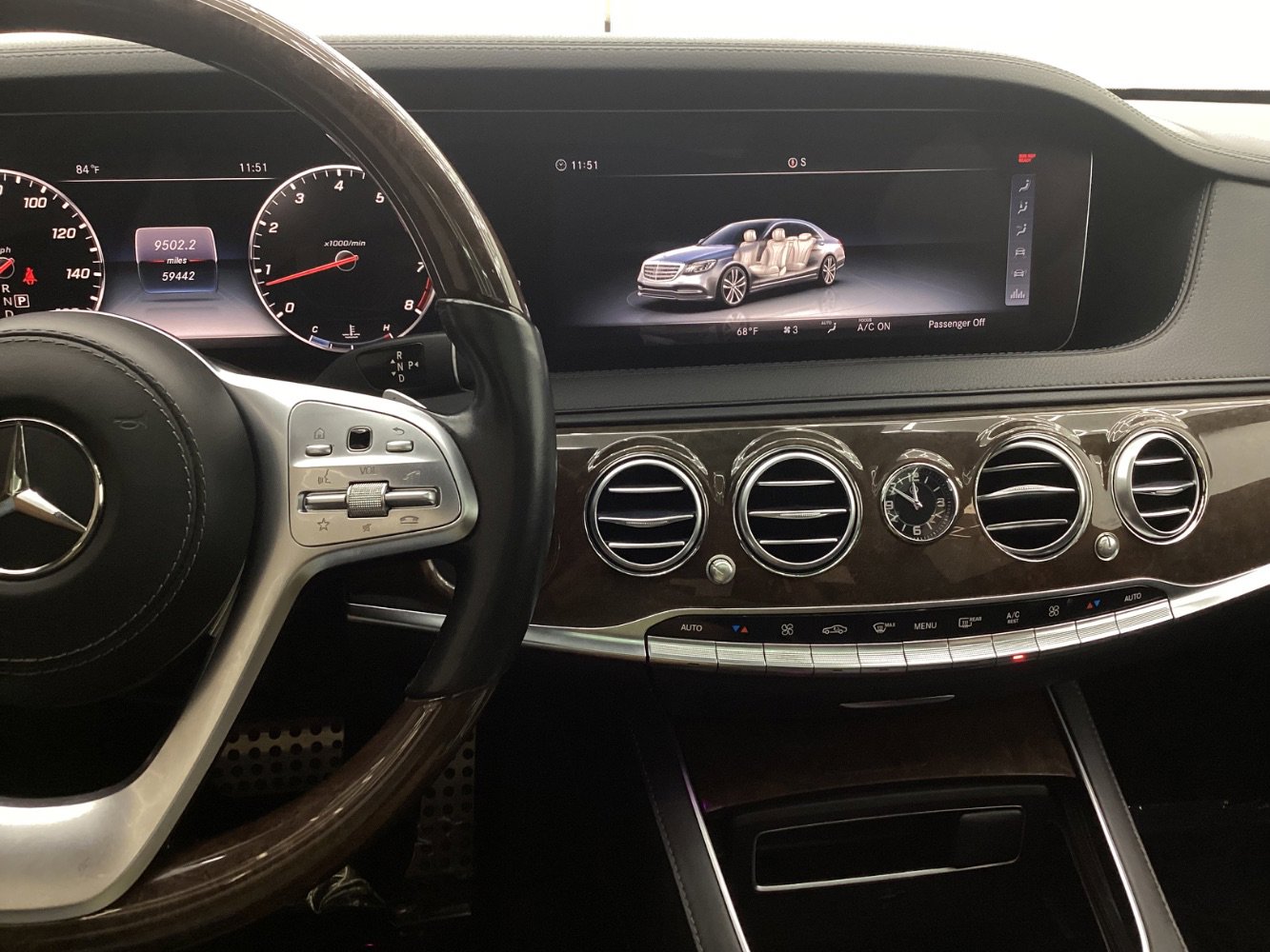 Used 2018 Mercedes-Benz S 560 4MATIC Sedan image 32
