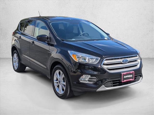 Used 2019 Ford Escape SE video 3