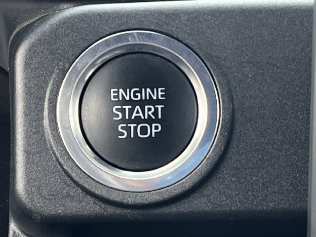 Used 2025 Toyota 4Runner SR5 RWD image 19