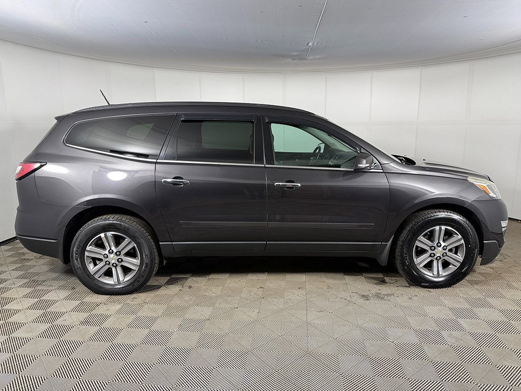Used 2016 Chevrolet Traverse LT w/ Traveler's Package image 12