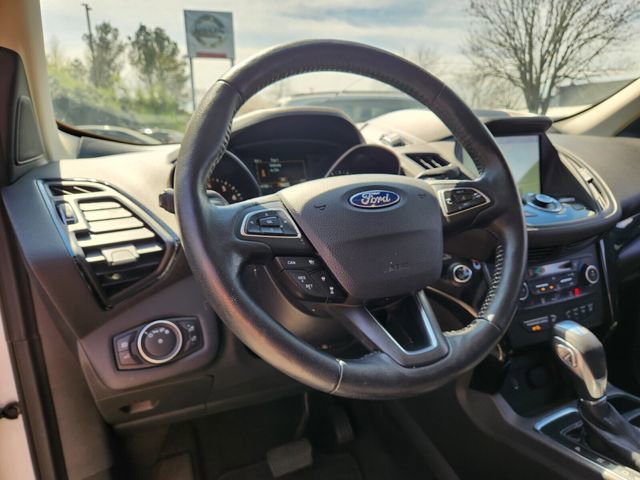 Used 2019 Ford Escape Titanium image 13