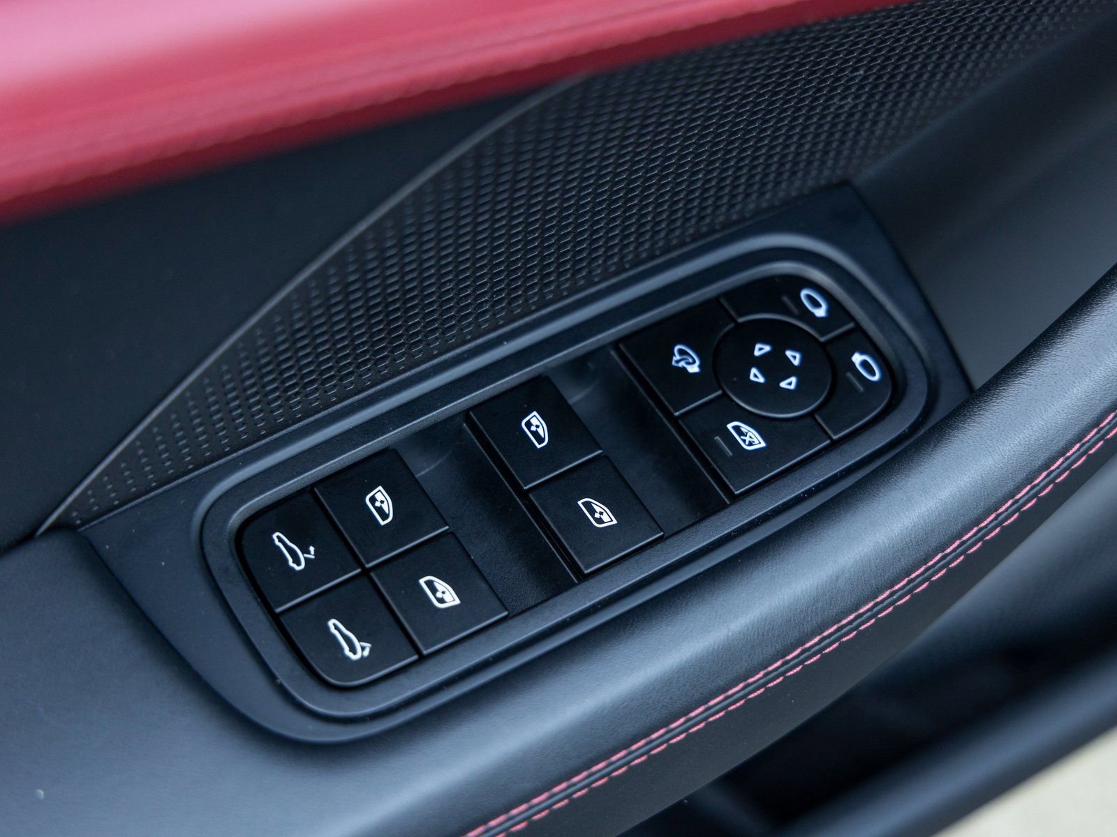 Certified 2024 Porsche Panamera image 23