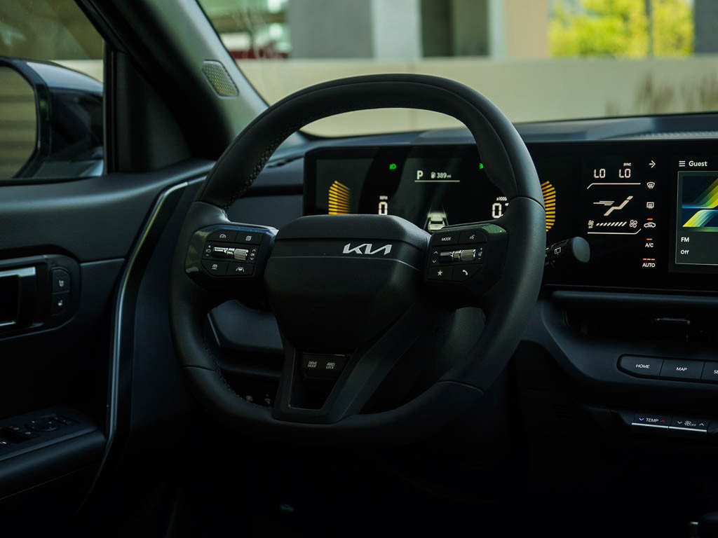 New 2027 Kia Seltos X-Line S w/ X-Line S Premium Package AWD/4WD image 16