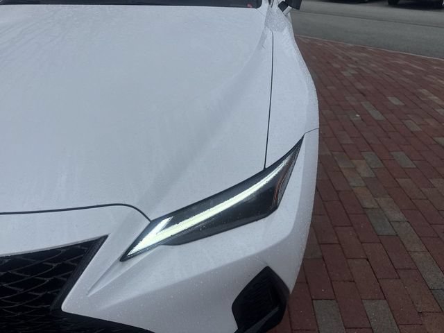Used 2025 Lexus IS 350 F Sport RWD image 23