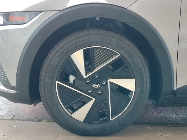 New 2025 Hyundai Ioniq 5 SEL image 33
