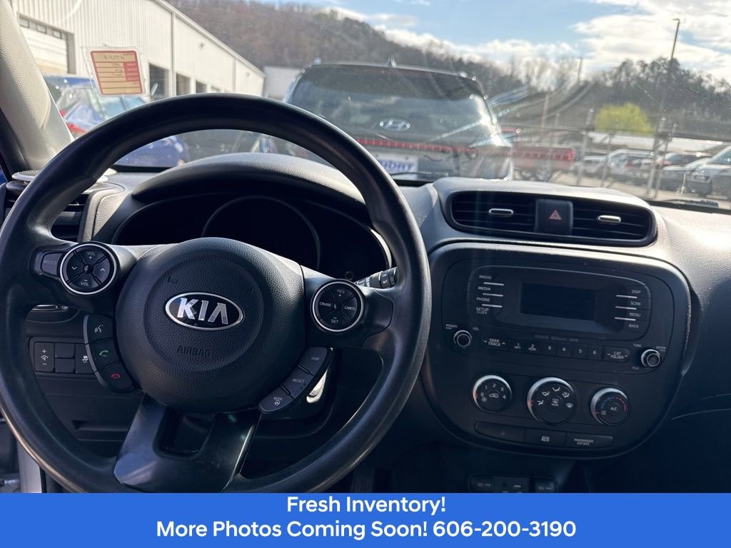 Used 2015 Kia Soul + image 9