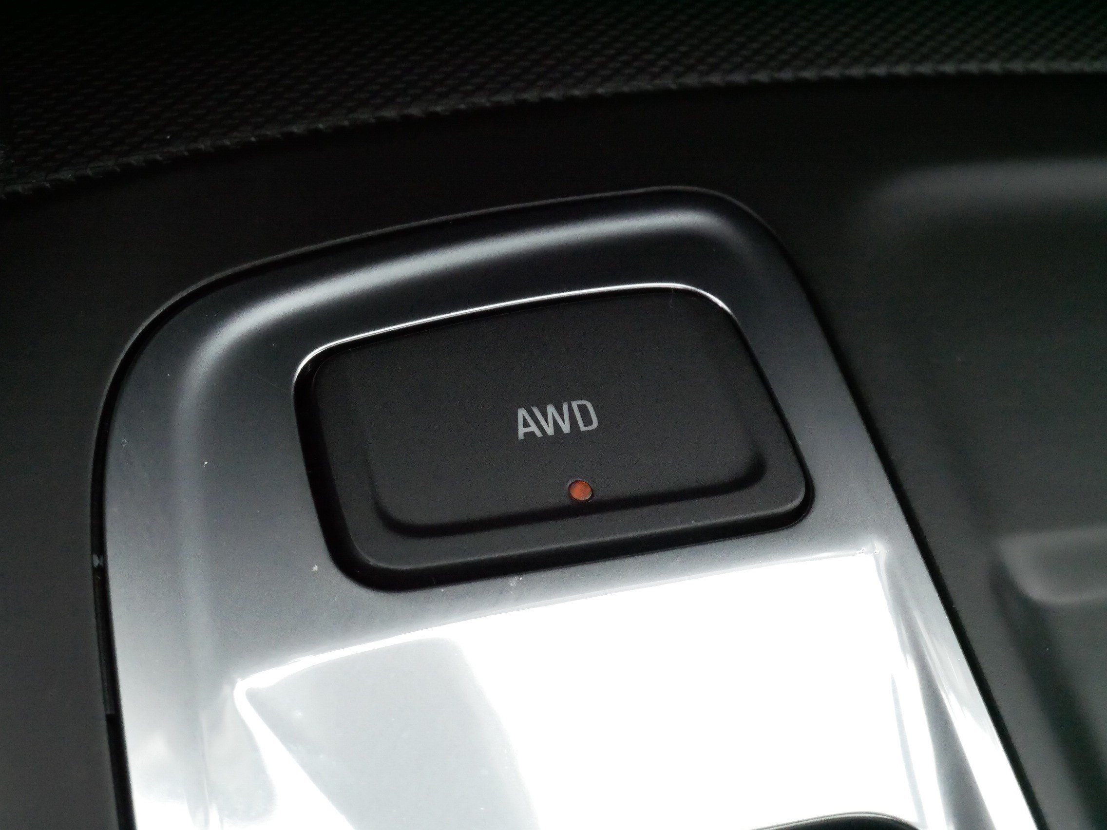Used 2024 Chevrolet Equinox LT AWD/4WD image 30