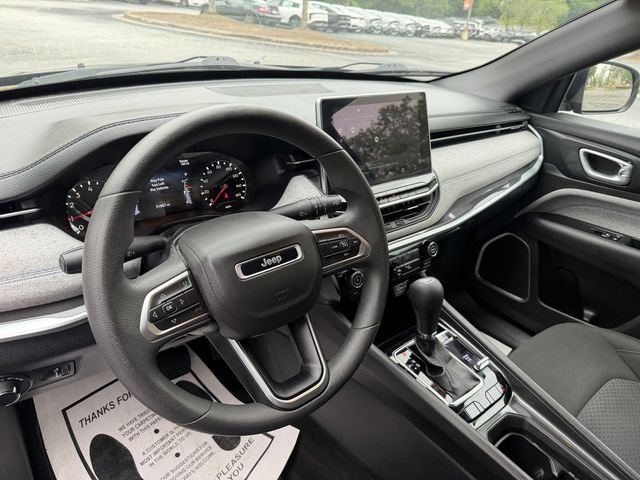Used 2023 Jeep Compass Sport AWD/4WD image 12