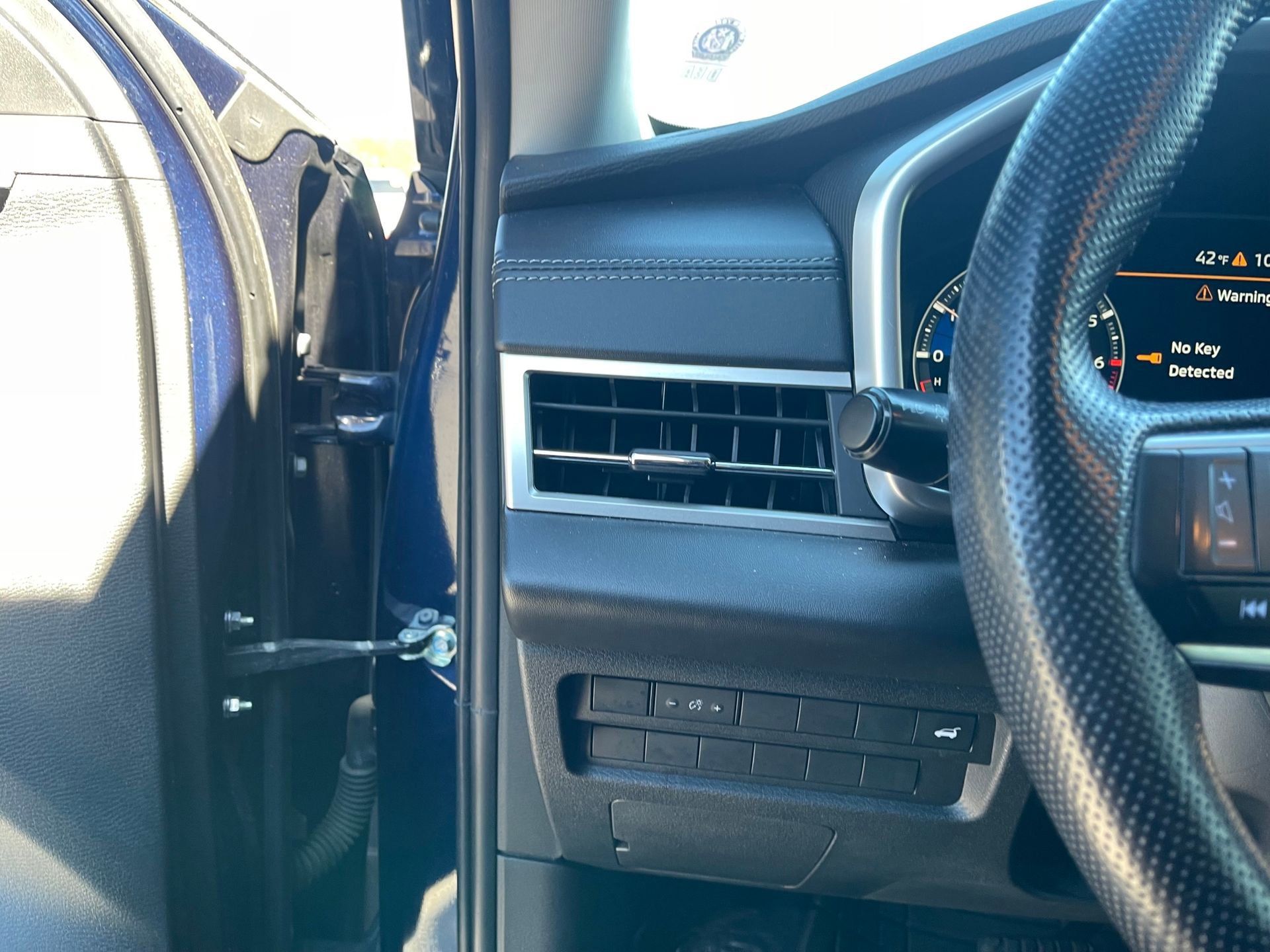 Used 2022 Mitsubishi Outlander SEL Black Edition image 15