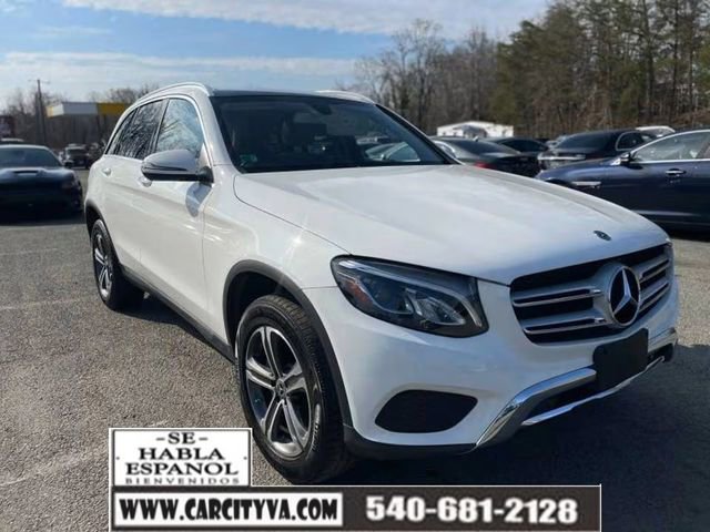 Used 2019 Mercedes-Benz GLC 300 GLC 300 w/ Premium Package image 1