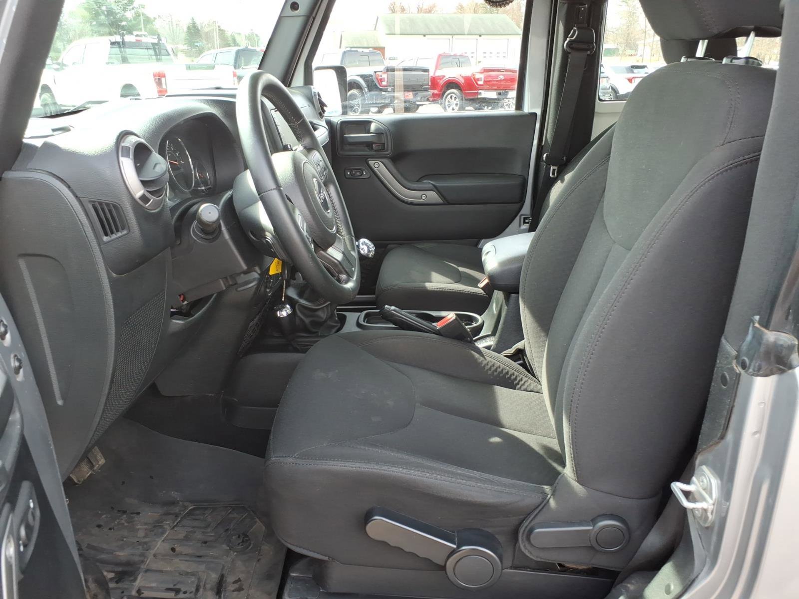 Used 2015 Jeep Wrangler Sport w/ Quick Order Package 23S image 13