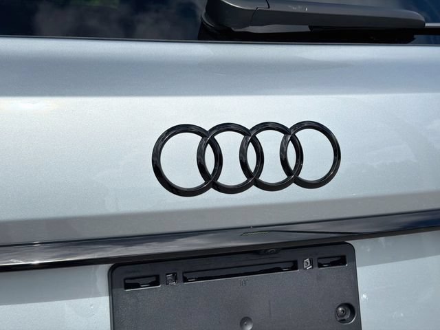 Used 2023 Audi Q7 3.0T Prestige AWD/4WD image 11