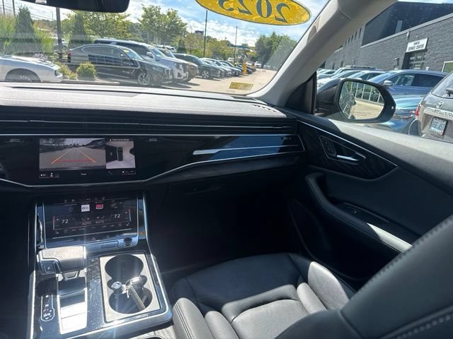 Used 2023 Audi Q8 Prestige AWD/4WD image 36