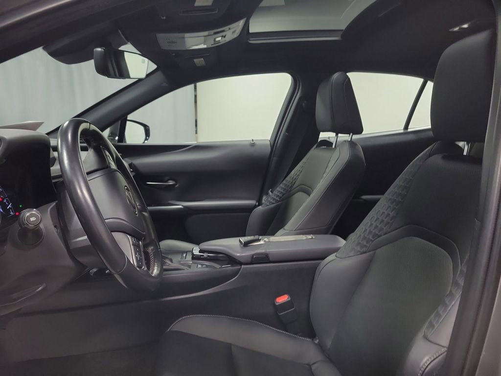 Used 2021 Lexus UX 250h w/ Premium Package image 12