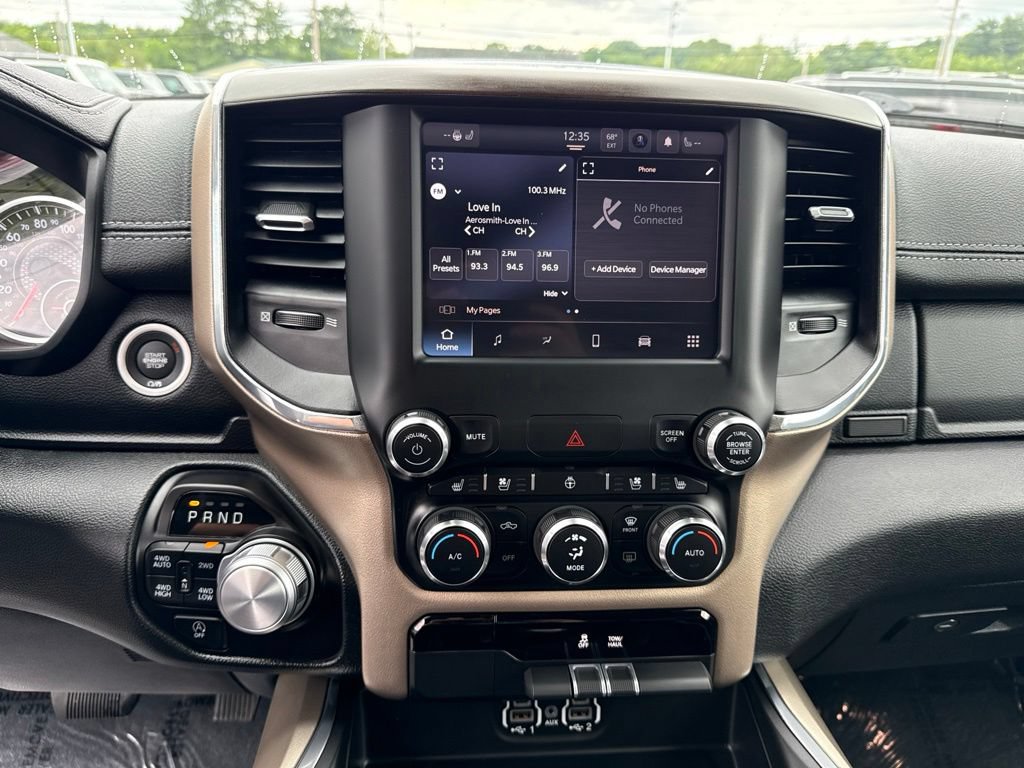 Used 2022 RAM 1500 Laramie AWD/4WD image 12
