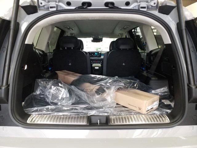 New 2026 Hyundai Ioniq 9 Calligraphy image 16