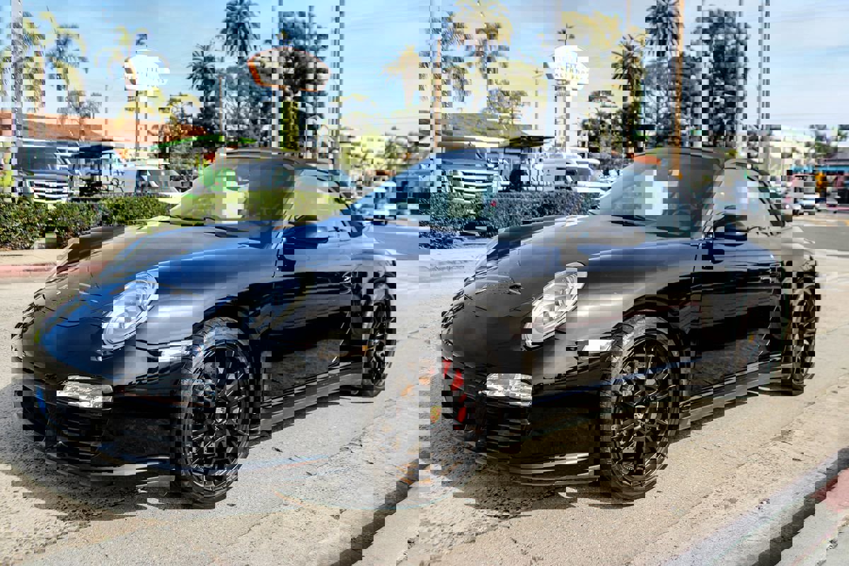 Used 2011 Porsche 911 Carrera 4S image 37