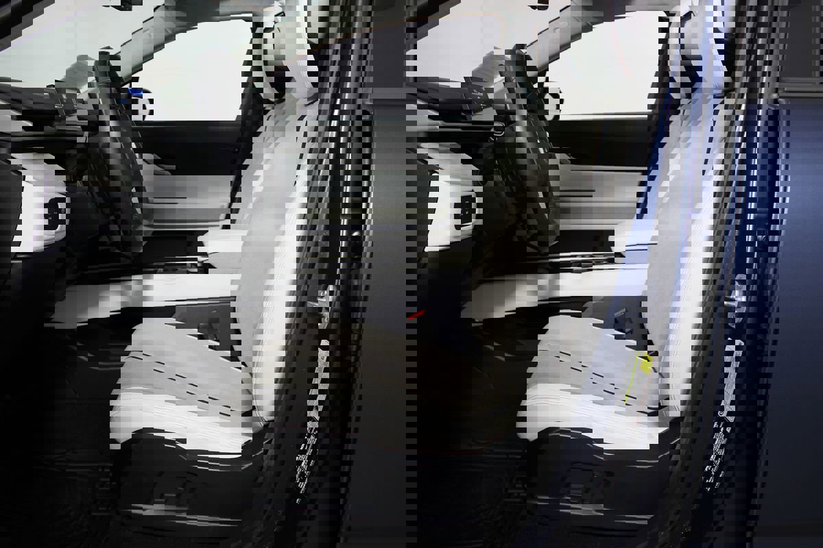 Used 2023 Fisker Ocean One image 8