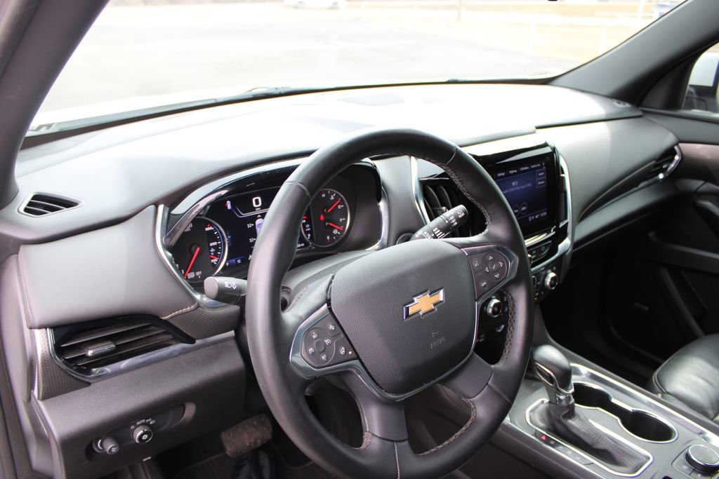 Used 2023 Chevrolet Traverse Premier AWD/4WD image 22