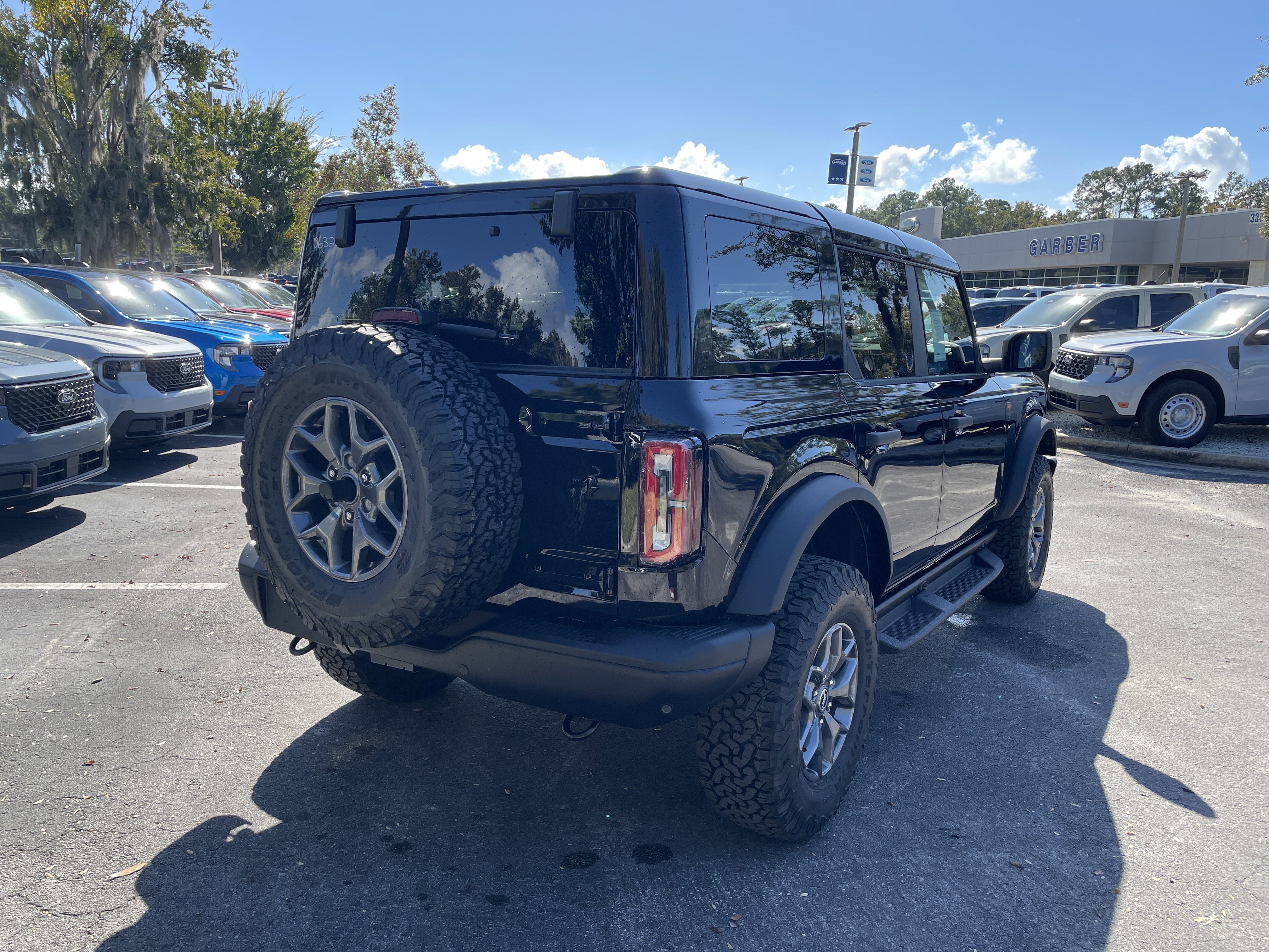 New 2025 Ford Bronco Badlands image 7