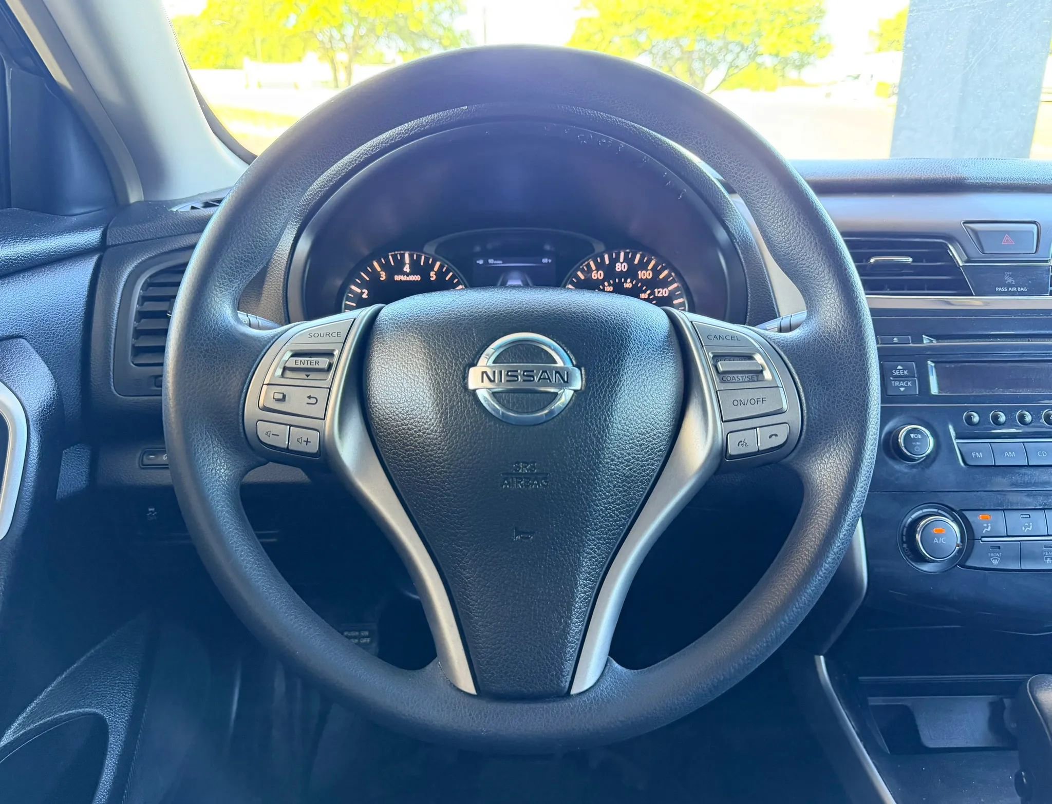 Used 2013 Nissan Altima 2.5 S FWD image 10