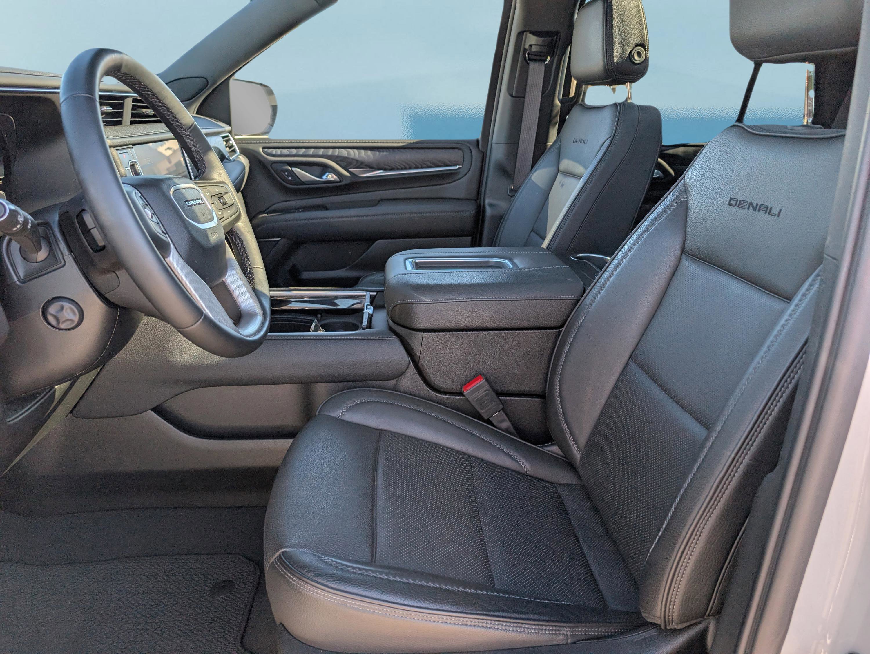 Certified 2024 GMC Yukon Denali image 18