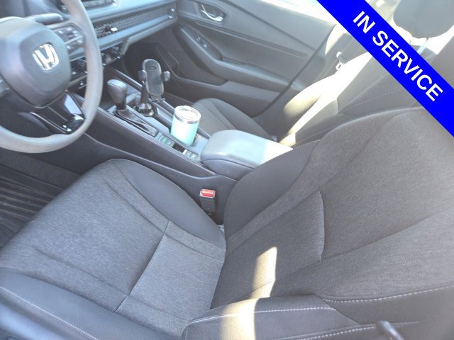Used 2025 Honda Accord SE image 11