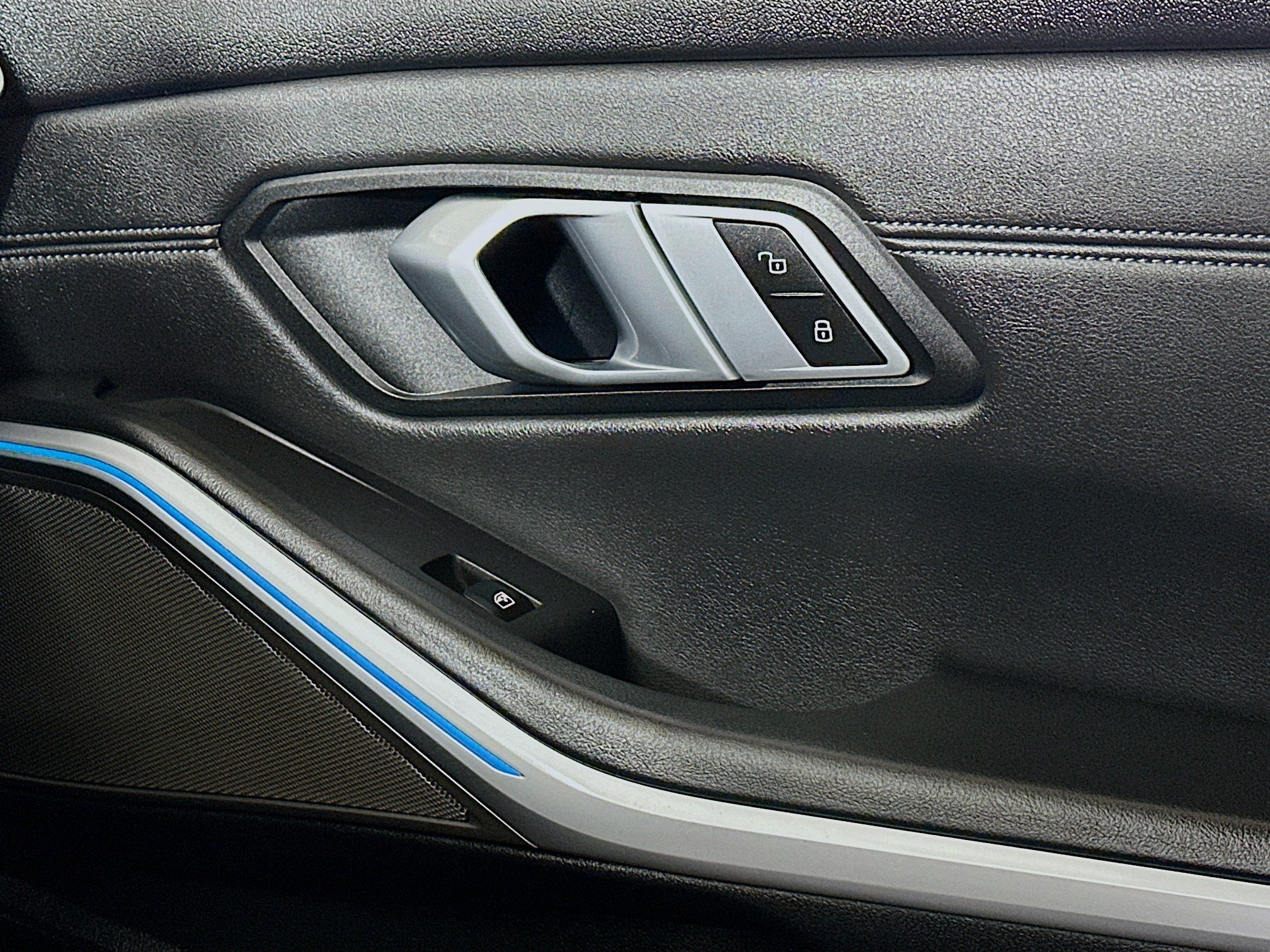 Used 2023 BMW M3 Competition w/ Executive Package image 17