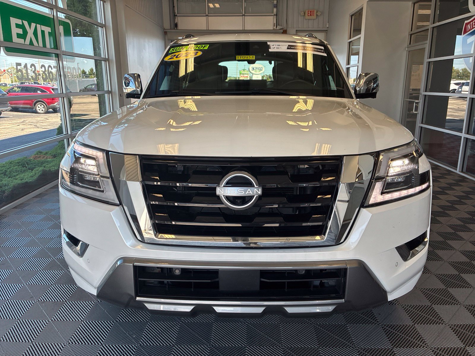 Used 2023 Nissan Armada Platinum w/ Captain's Chairs Package AWD/4WD image 2