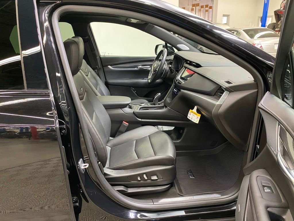 Used 2023 Cadillac XT5 Sportv image 16