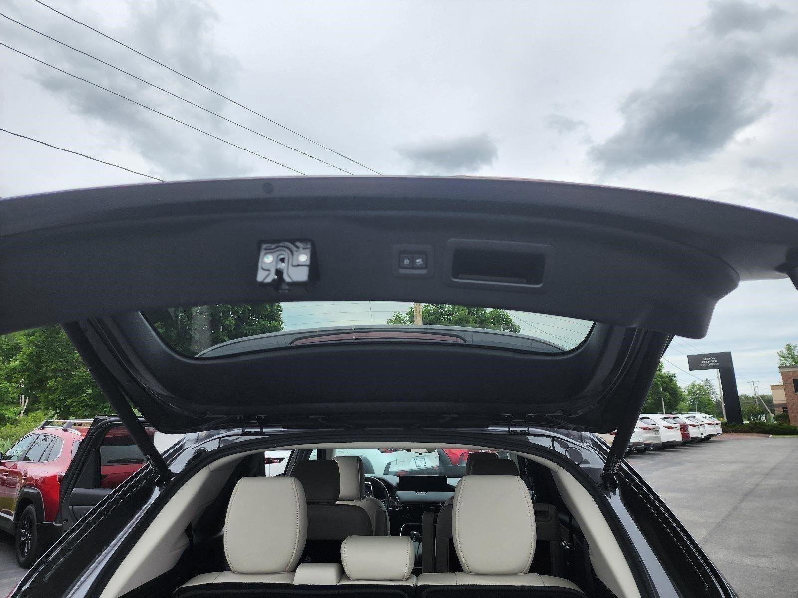 Certified 2025 MAZDA CX-90 Plug-In Hybrid w/ Preferred image 98