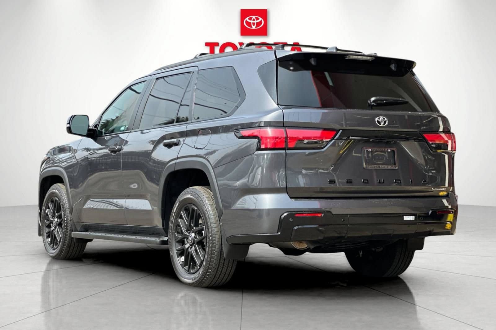 New 2026 Toyota Sequoia Limited w/ Tow Technology Package AWD/4WD image 5