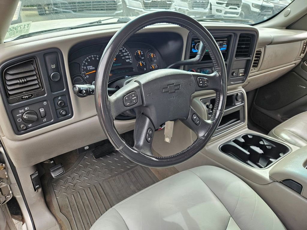 Used 2004 Chevrolet Silverado 1500 LT w/ Light Duty Power Package RWD image 12