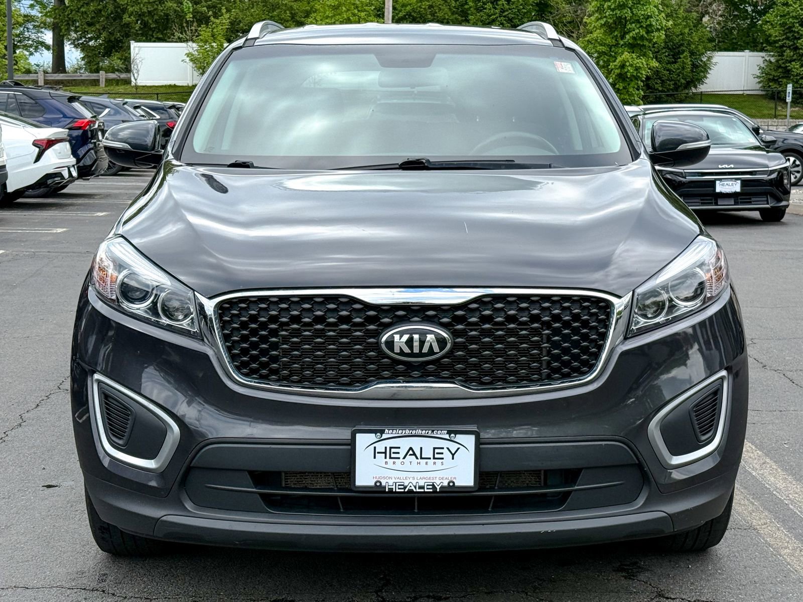 Used 2018 Kia Sorento AWD image 2