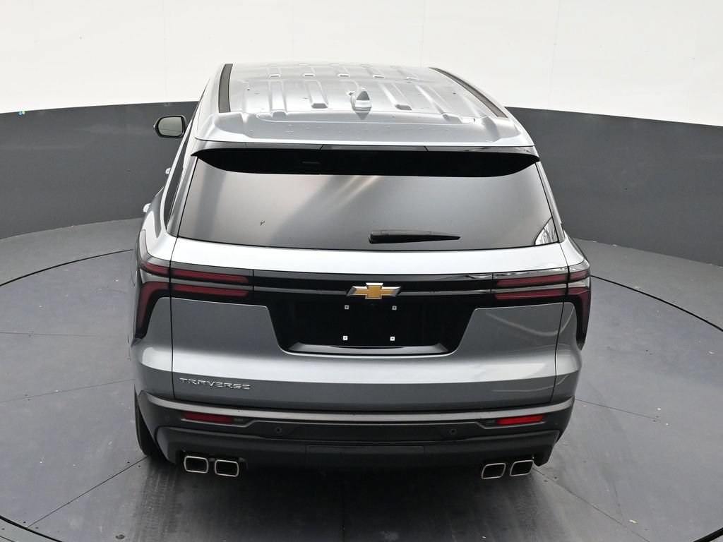Used 2024 Chevrolet Traverse LS FWD image 14