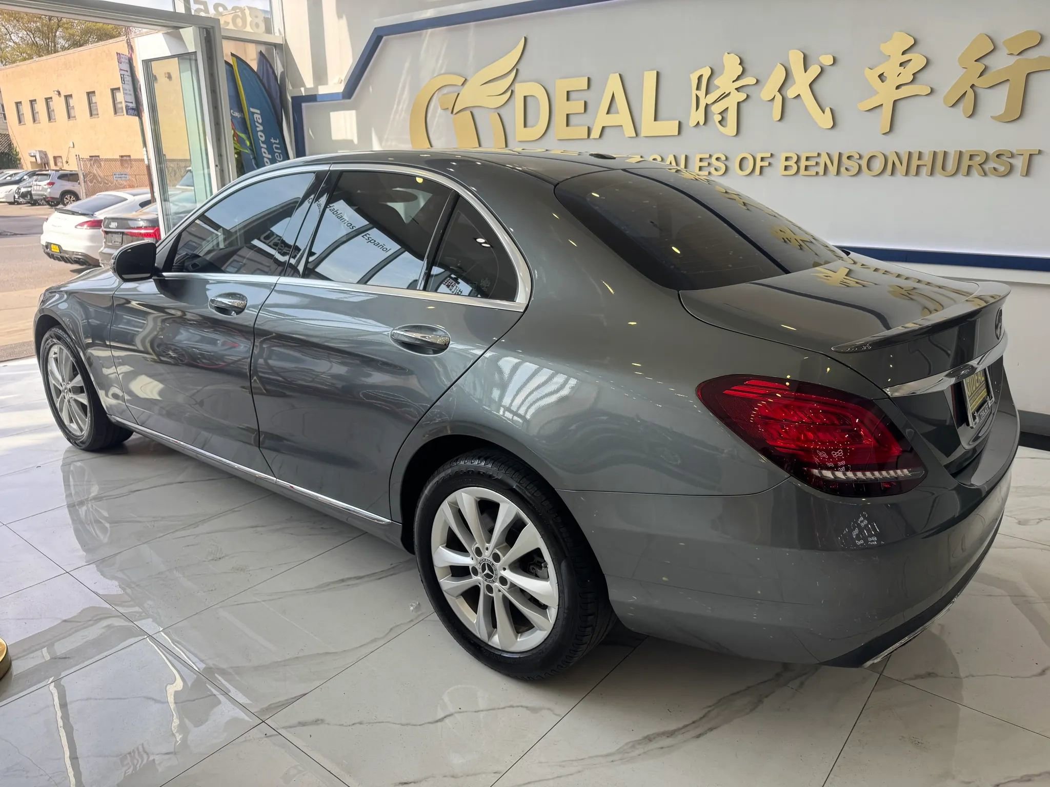 Used 2019 Mercedes-Benz C 300 4MATIC Sedan w/ Premium Package image 5
