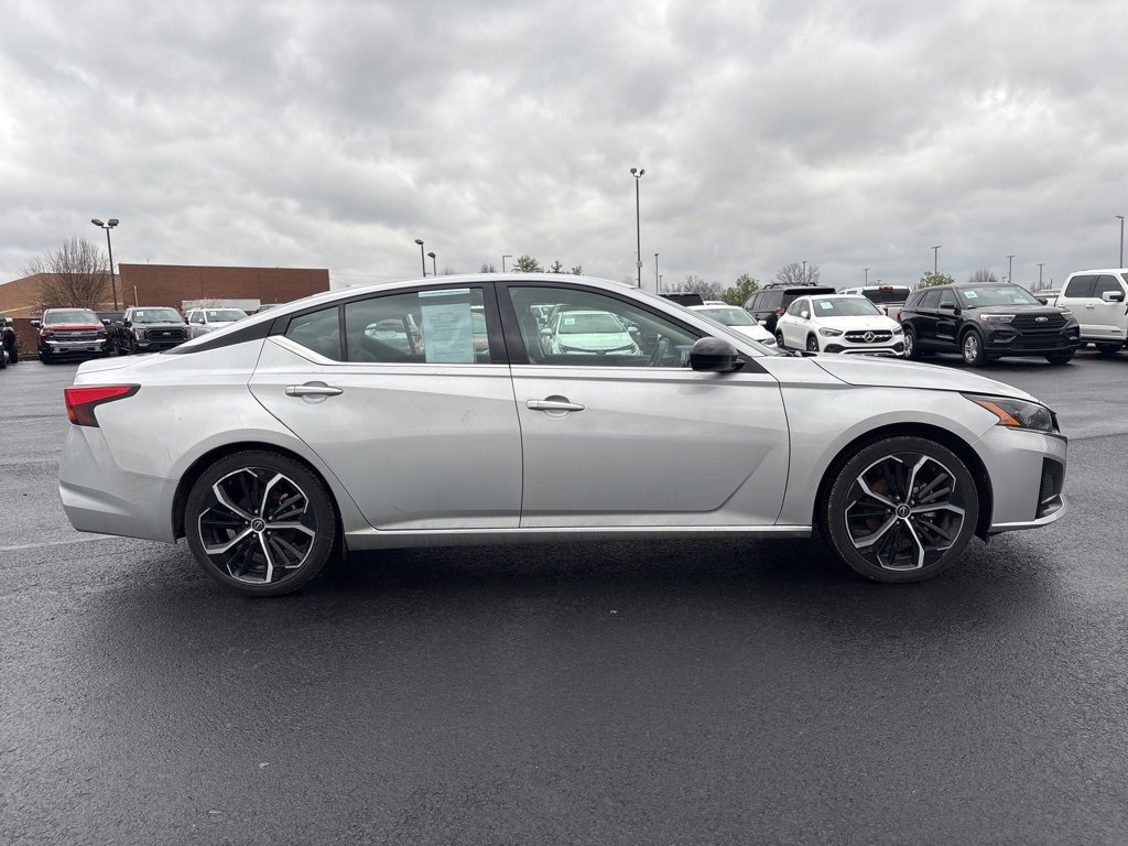 Used 2024 Nissan Altima 2.5 SR image 4