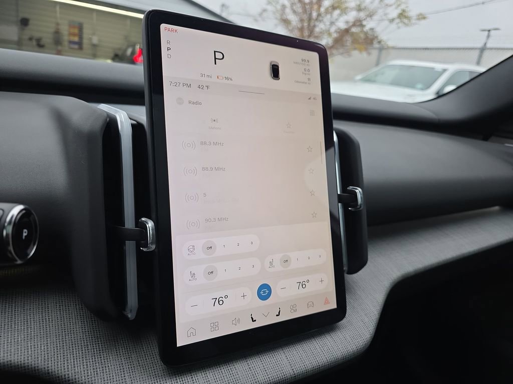 New 2025 Volvo EX30 Plus w/ Protection Package Premier image 29