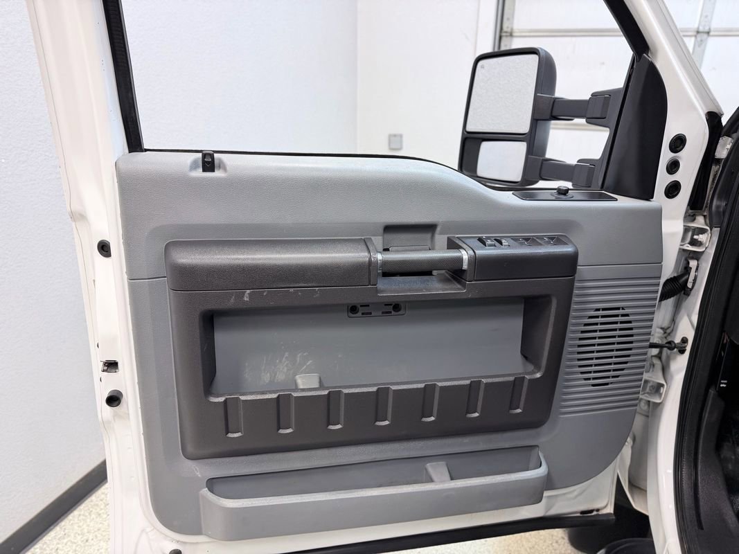 Used 2012 Ford F550 4x4 Crew Cab Super Duty w/ Payload Upgrade Pkg image 19