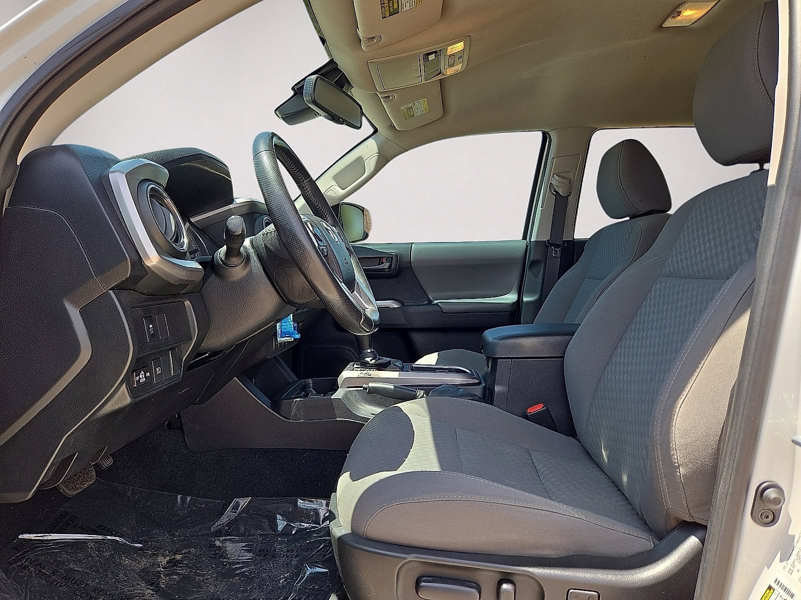 Used 2021 Toyota Tacoma SR5 RWD image 21
