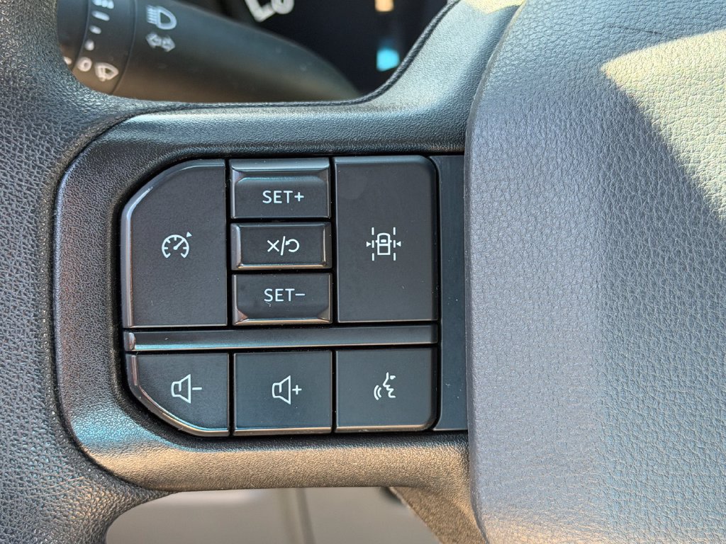 Used 2023 Ford F150 XLT AWD/4WD image 12