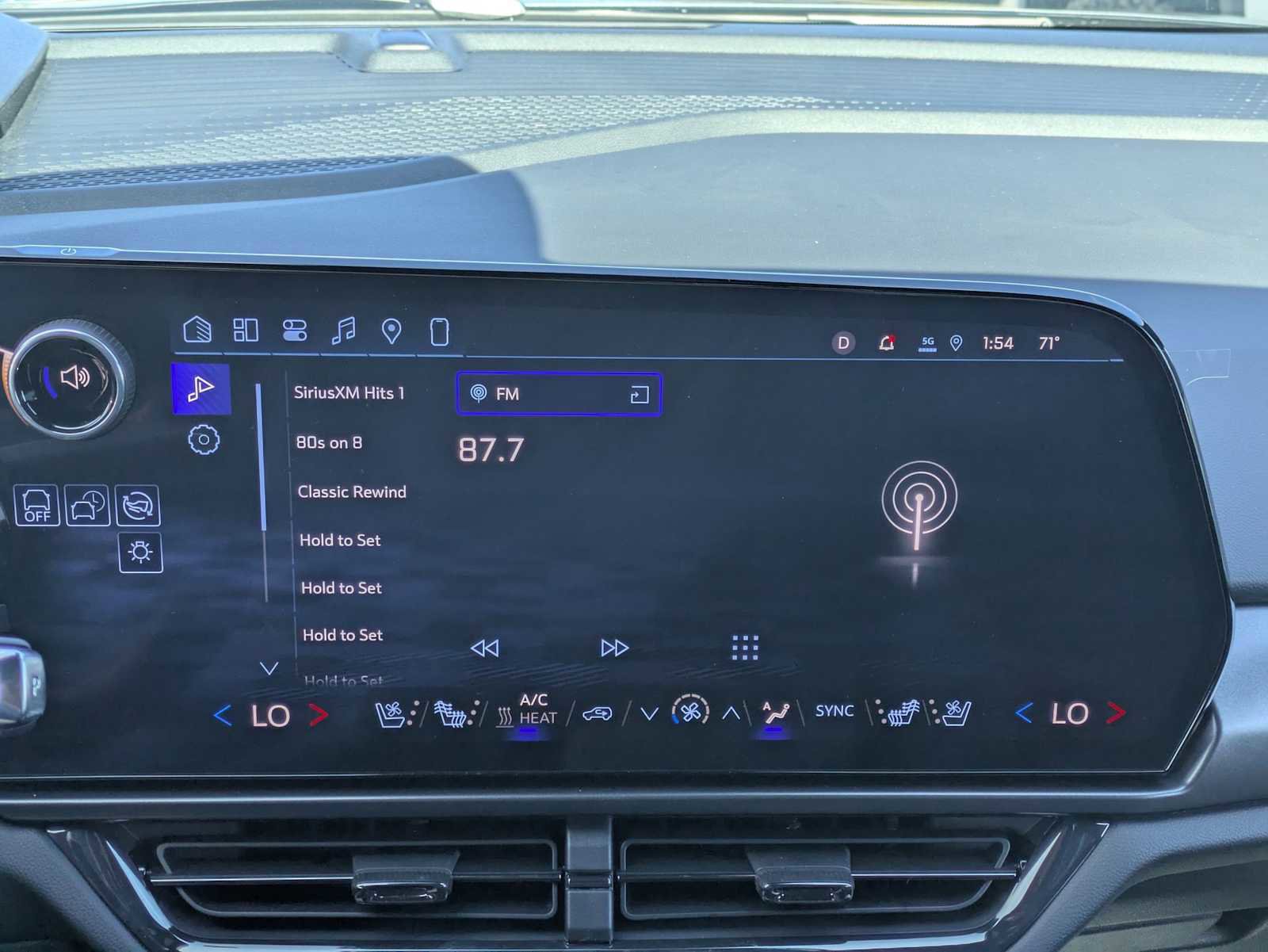 New 2026 Chevrolet Equinox EV RS w/ Active Safety Package 3 AWD/4WD image 28