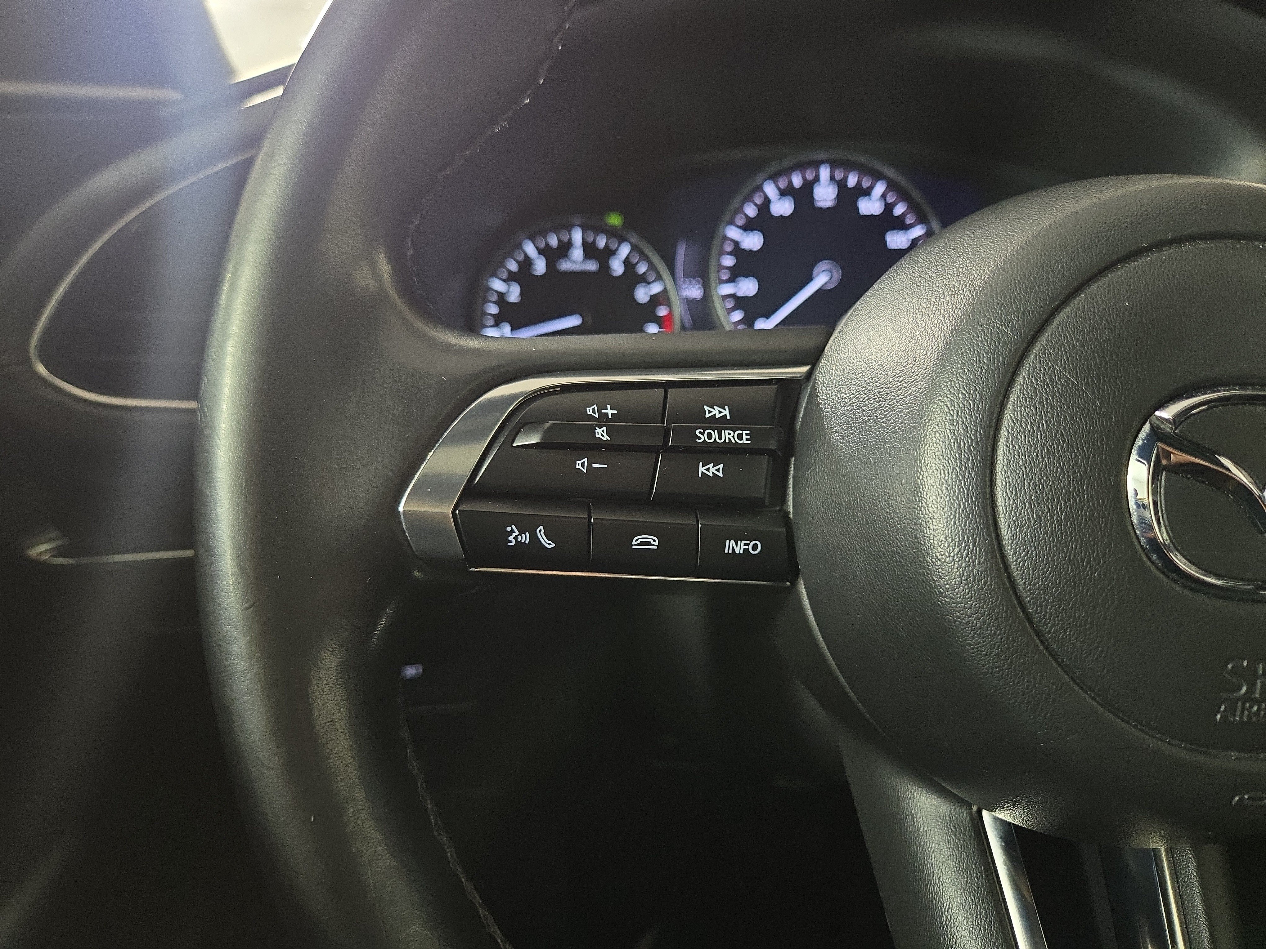Certified 2024 MAZDA MAZDA3 s w/ Appearance Package FWD image 15