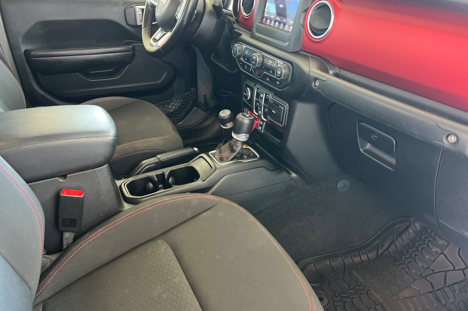 Used 2020 Jeep Gladiator Rubicon AWD/4WD image 20