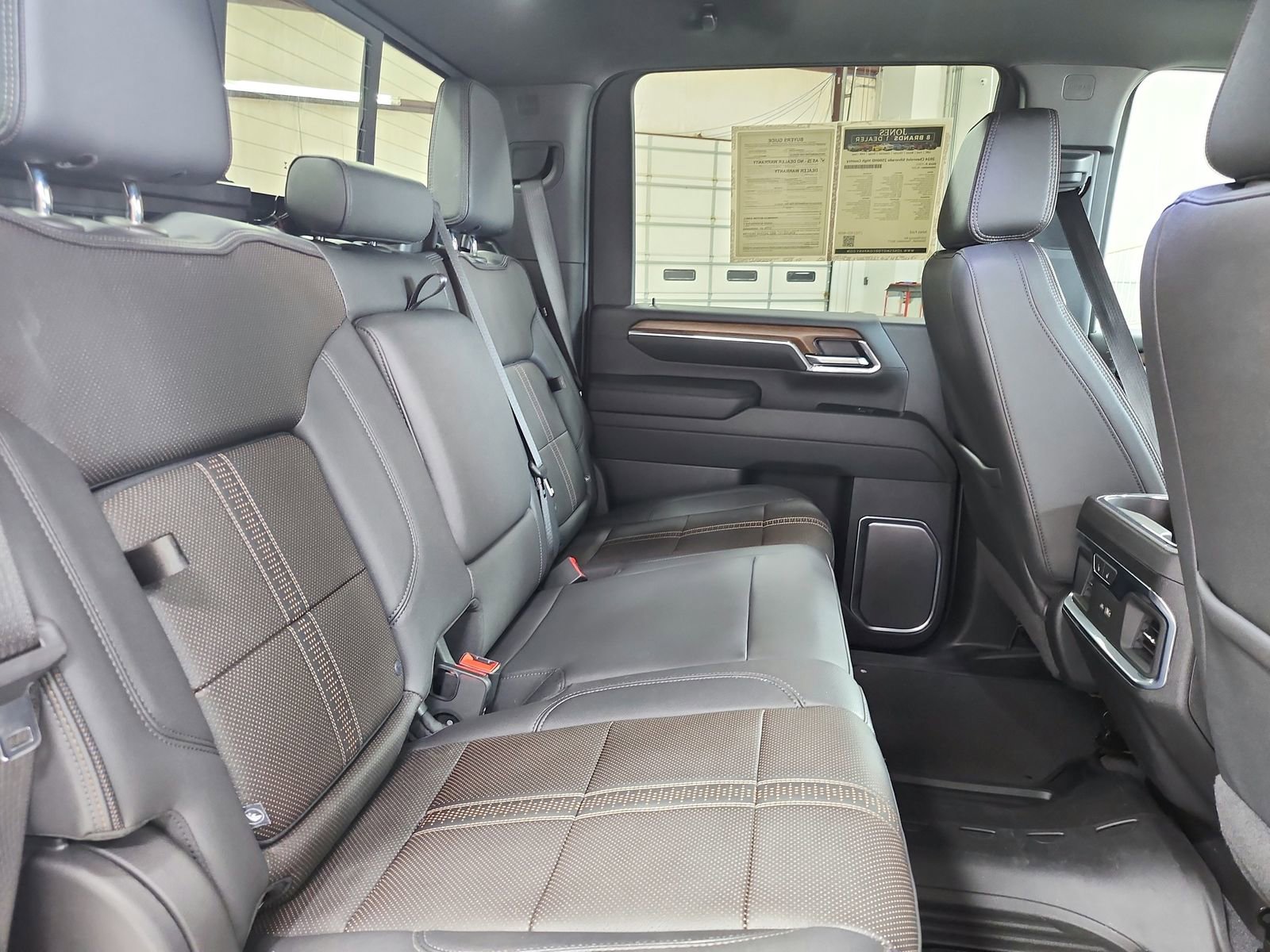 Used 2024 Chevrolet Silverado 2500 High Country w/ High Country Premium Package AWD/4WD image 46