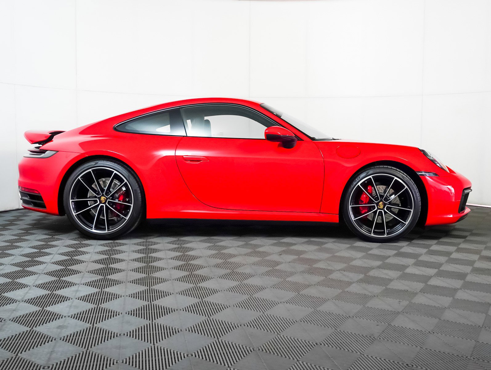 Certified 2021 Porsche 911 Carrera image 9