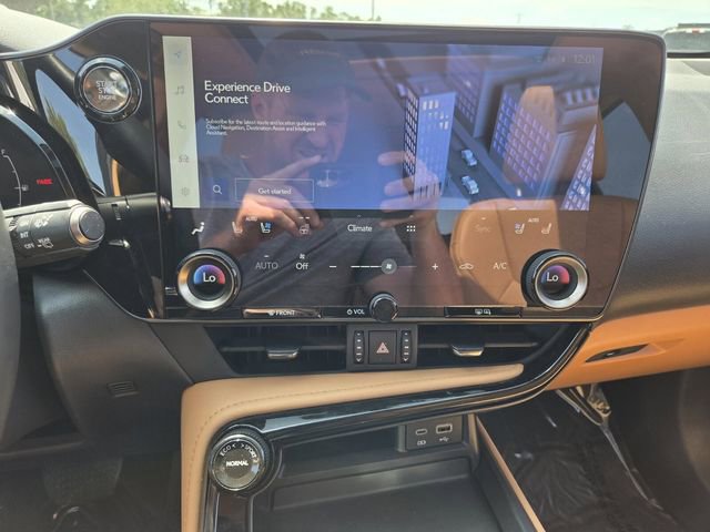 Used 2025 Lexus NX 250 FWD w/ Accessory Package (2T) image 24