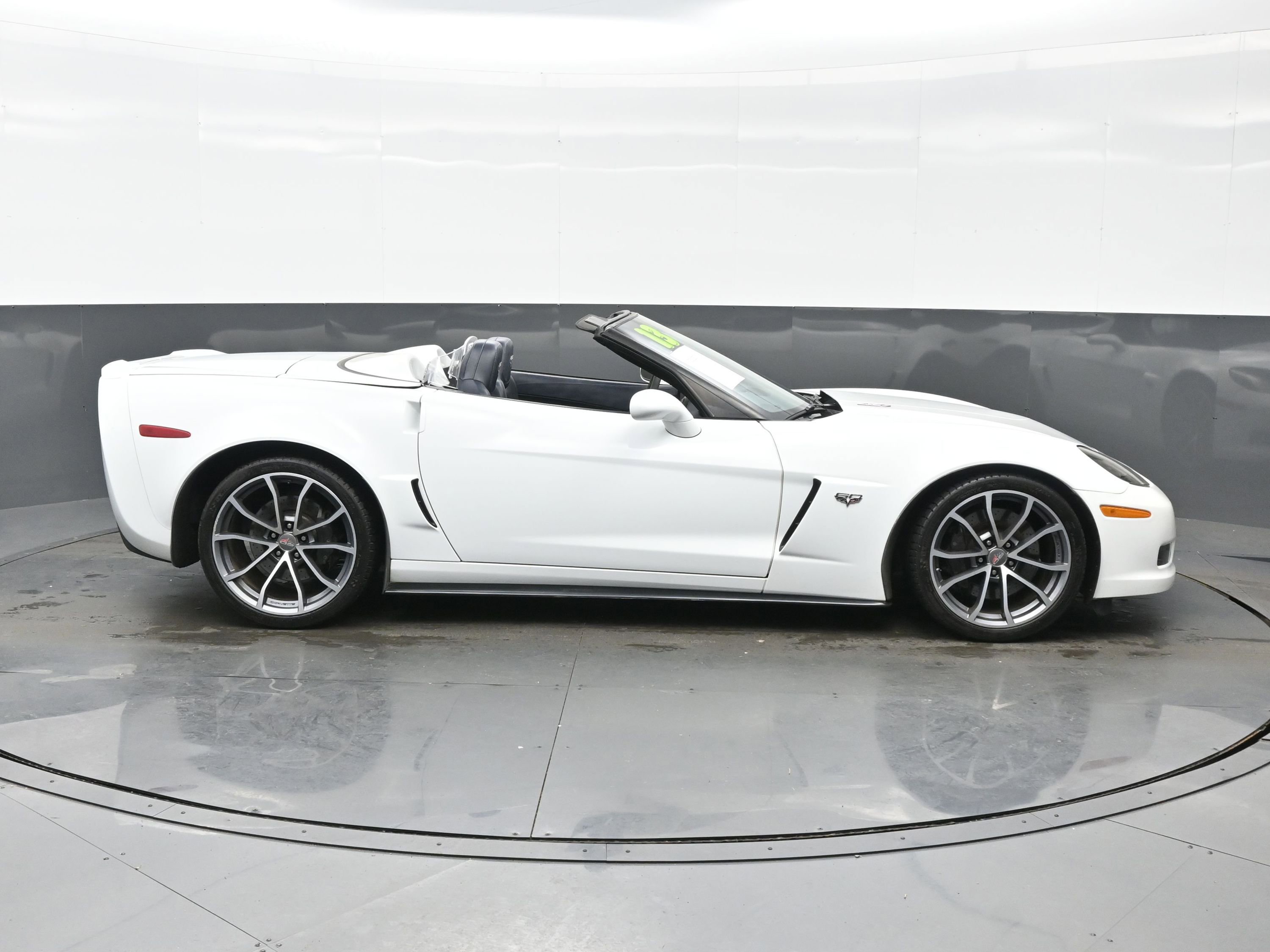 Used 2013 Chevrolet Corvette 427 w/ 1SC Preferred Equipment Group RWD image 7