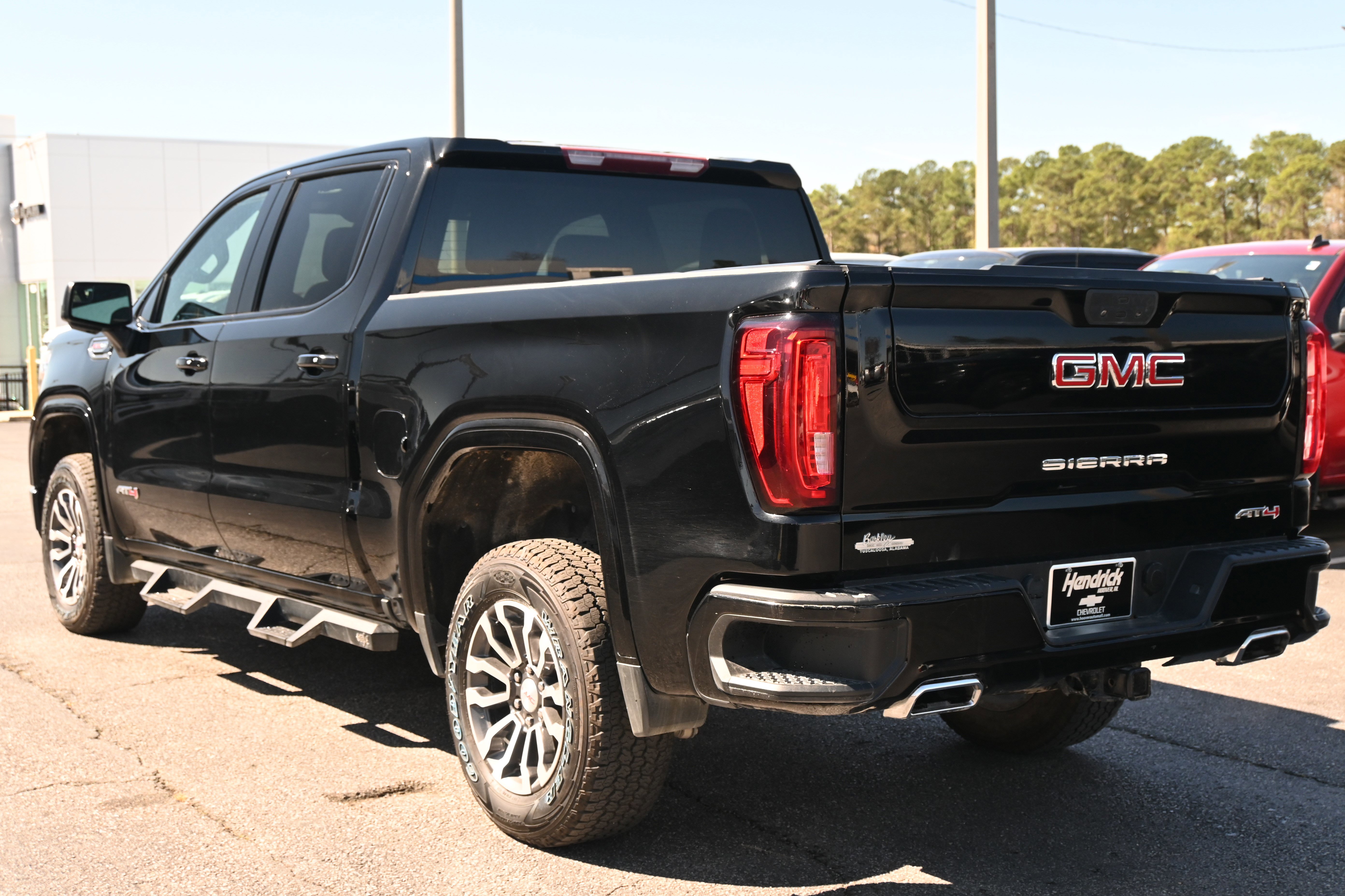 Used 2021 GMC Sierra 1500 AT4 image 11